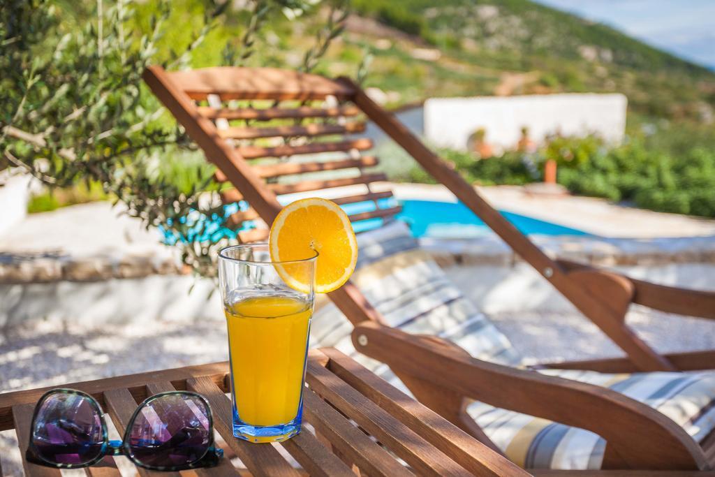 Holiday Home Zlatni San - Private Heated Pool Bol Quarto foto