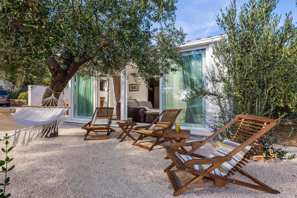 Holiday Home Zlatni San - Private Heated Pool Bol Quarto foto