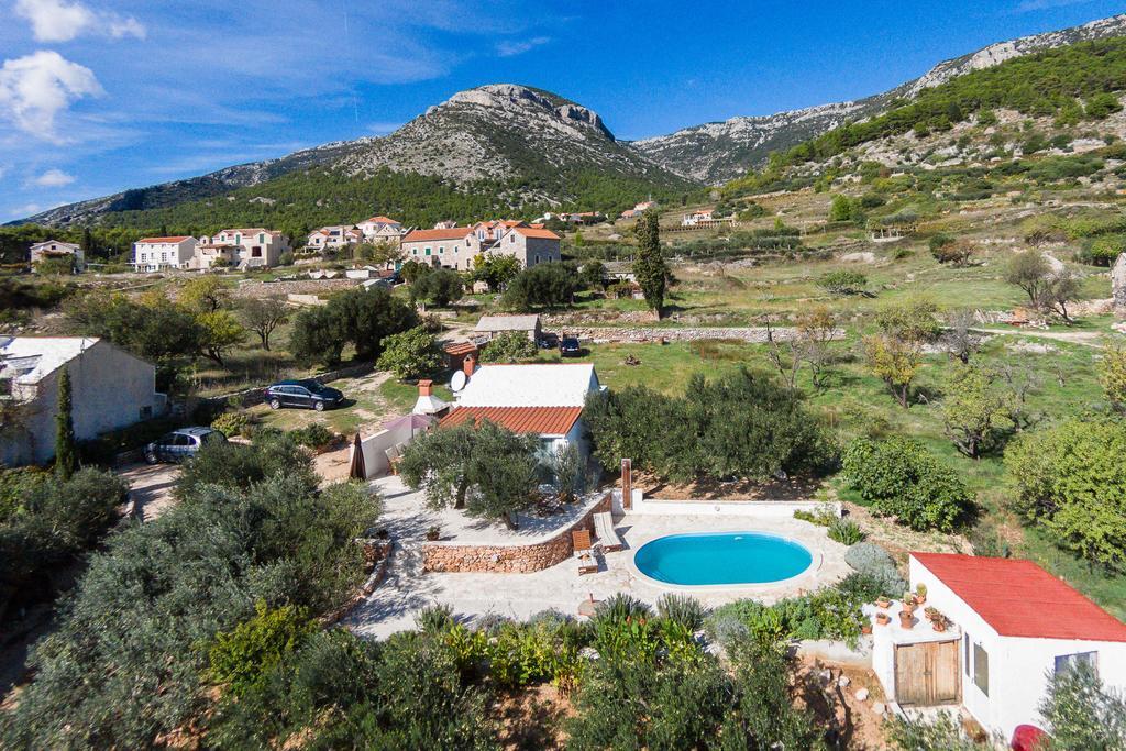 Holiday Home Zlatni San - Private Heated Pool Bol Quarto foto